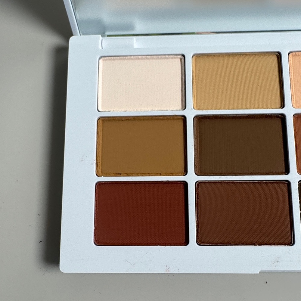 MAKEUP BY MARIO Master Mattes "The Original" Eyeshadow Palette. *NEW IN BOX* - Picture 2 of 5